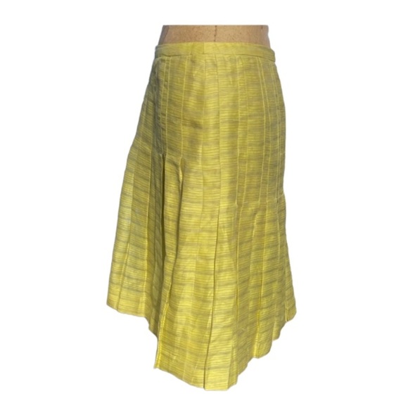 Akris Punto Striped Pleated High Waisted Knee Length Skirt - Picture 4 of 8